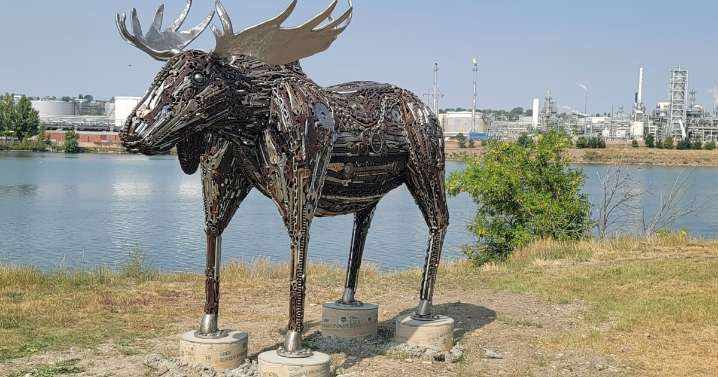 Metal-art moose is the latest addition to the River's Edge Trail