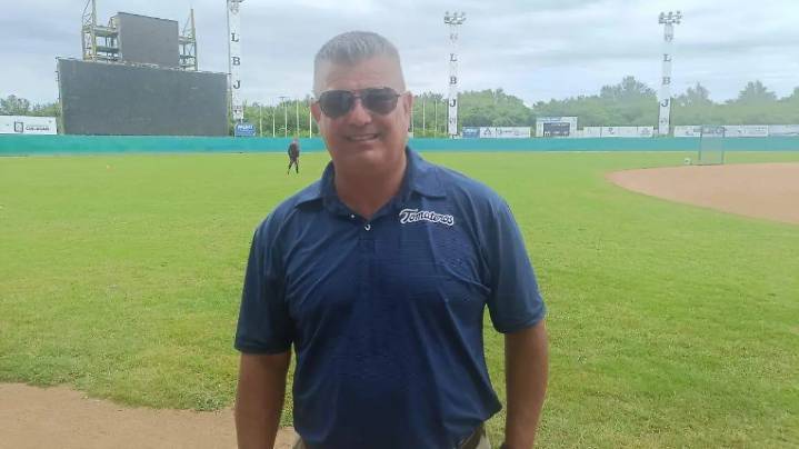 Pancho Ponches Campos supervisa entrenamientos de Tomateros y mantiene ilusión por Julio Urías