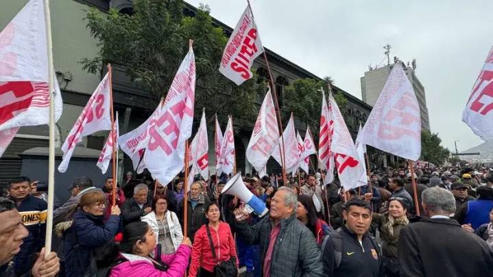 Sutep defiende incremento de pensiones a docentes: MEF, Minedu y MTPE consideraron que proyecto era inviable