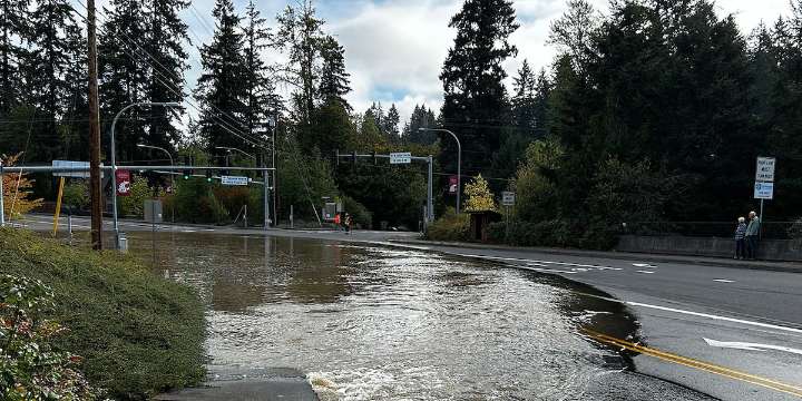 Water main break closes road in Clark County