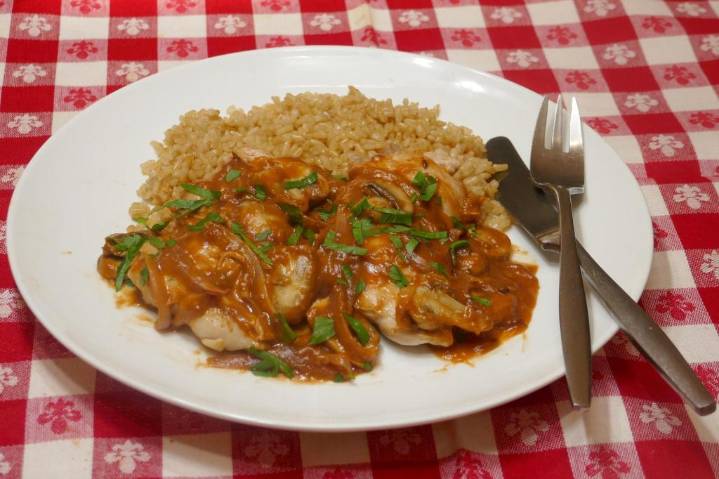 Quick Fix: Chicken Chasseur (Chicken with Mushrooms and Wine)