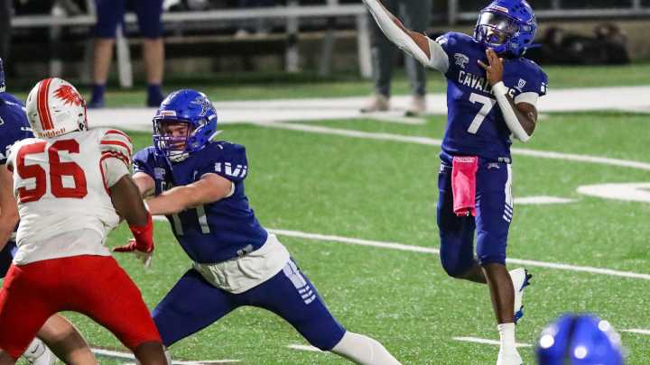 Middletown football beats Smyrna 33