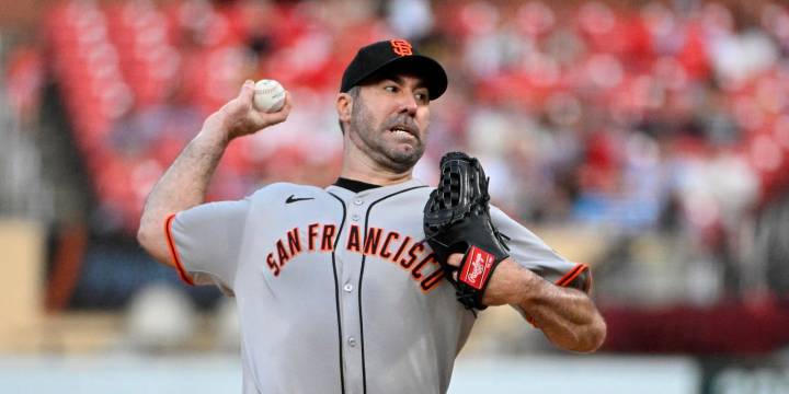Justin Verlander moves into 8th all