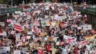 Centenares de personas protestan en las calles de Washington D.C ante el despliegue de la Guardia Nacional ordenado por Trump