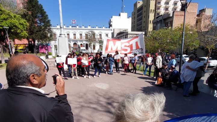En su 46° marcha, Jubilados Autoconvocados de Catamarca recorrieron las calles capitalinas