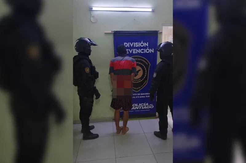 Barrio Ejército Argentino: capturan a un sujeto armado tras intentar asaltar a un vecino