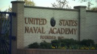 (+Video) Reportan tiroteo en Academia Naval de EE. UU.: un exalumno expulsado sería el tirador