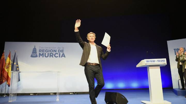 Feijóo carga contra la esposa del presidente del Gobierno por "esconderse" del juez y avisa: "Sánchez va a acabar mal"