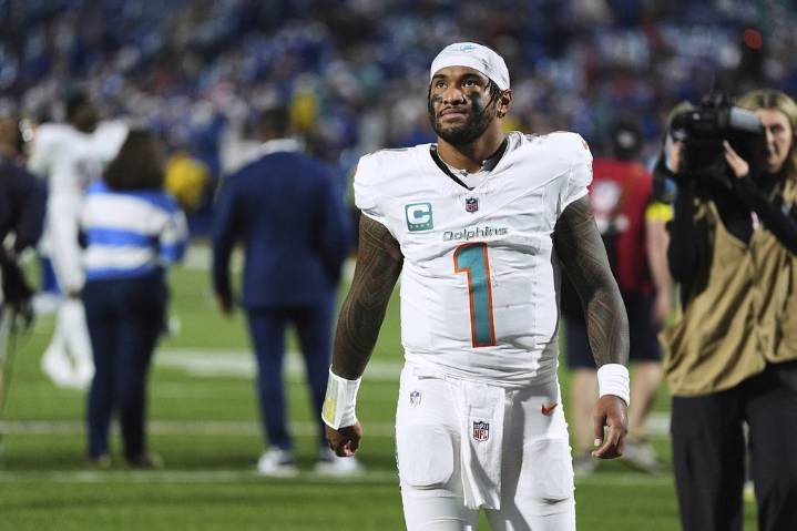 Jets and Dolphins meet on Monday night, each looking to avoid 0