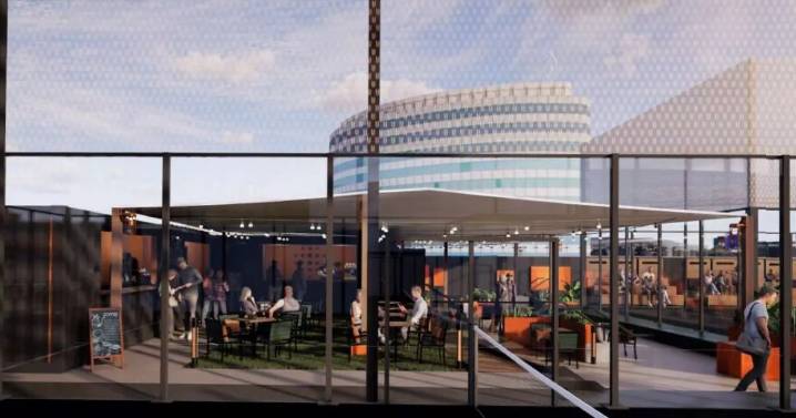 Padel courts set for roof of one of Manchester's most famous buildings as craze hits new heights