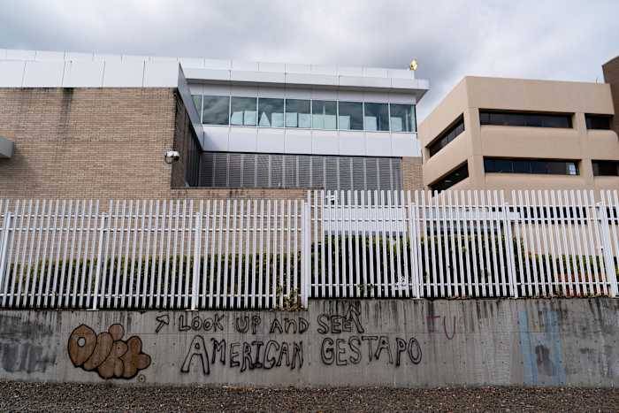 Portland to issue land use violation notice to ICE building over alleged detention violations