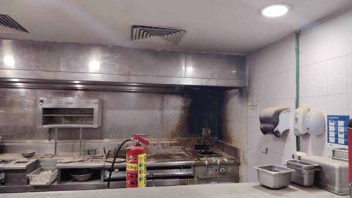 ¿Qué Pasó en el Centro Histórico CDMX Hoy? Desalojan a 30 Personas de un Restaurante