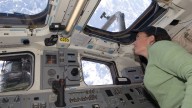Astronaut Megan McArthur, 1st woman to pilot SpaceX Dragon, retires after 25