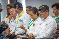 Alcaldía socializó con ediles y presidentes de JAC el proyecto de instalación de paraderos