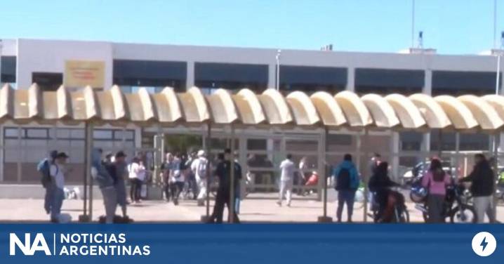 La fiebre del dólar hace estragos en el consumo y arrecian los telegramas de despidos