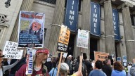 Protestan en Hollywood por la libertad de expresión tras retiro del show de Jimmy Kimmel