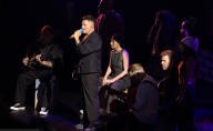 Alejandro Sanz se muestra renovado en el Auditorio Nacional