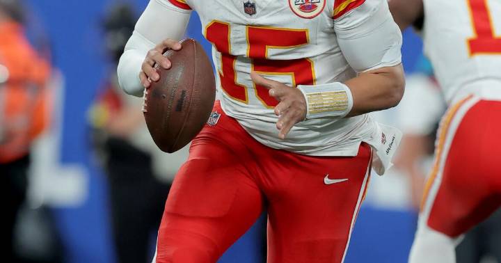 NFL picks: Chiefs' matchup with Ravens brings up fun debate