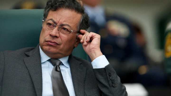 Petro califica de asesinato presunto segundo ataque de EEUU a lancha con «narcos venezolanos»