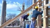 Crisis económica: la informalidad laboral alcanzó el 43,2% La informalidad laboral en Argentina trepó al 43,2% de los trabajadores en el segundo trimestre de 2025, de acuerdo con la Encuesta Permanent