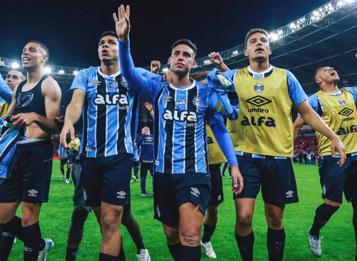 Gremio y el mensaje de motivación para Erick Noriega tras cometer dos penales