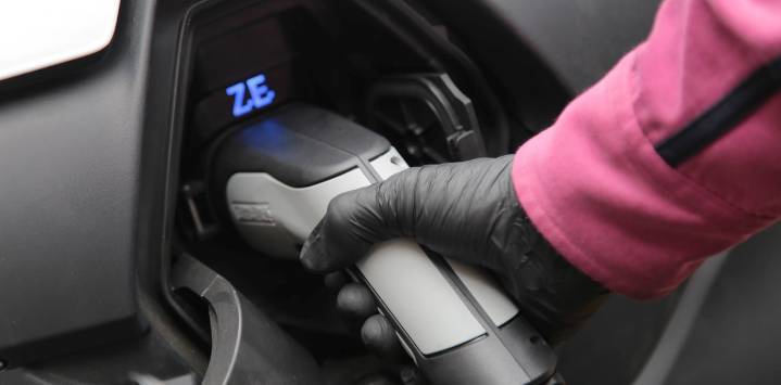Anuncian que instalarán puestos de carga para autos eléctricos en la Ciudad: cuántos habrá y dónde estarán
