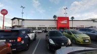 Asaltan con violencia a mujer en el estacionamiento de Alsuper Vallarta y la despojan de 24 mil pesos