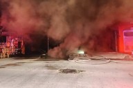 Fuerte incendio arrasó con establecimiento dejando grandes pérdidas materiales en Playa del Carmen