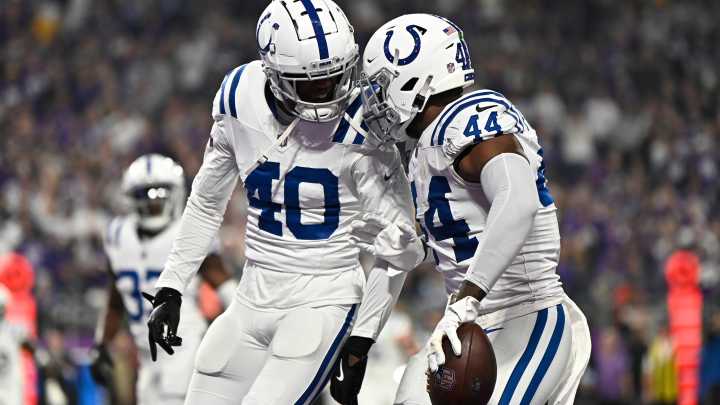 Jaylon Jones injury update: Colts corner leaves game vs Dolphins