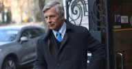 "Es una inconsecuencia absoluta": Mayne-Nicholls critica que no se multe a extranjeros por no votar