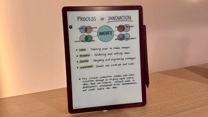 I Go Hands-On With the New Kindle Scribe Colorsoft. Is It Worth $630?