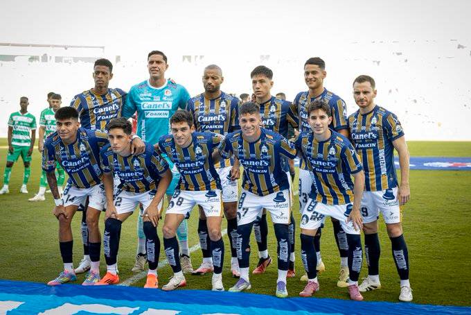 San Luis arrolla a Santos; João Pedro se confirma como goleador