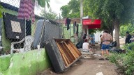 Vecinos de la colonia Lázaro Cárdenas piden ayuda tras perderlo todo por las lluvias