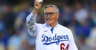 Joe Kelly, Jaime Jarrín to throw Dodgers 1st pitches in wild card series