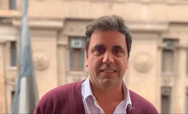 Funcionario de Alberto y amigo de Francos, quién es el nuevo ministro del Interior