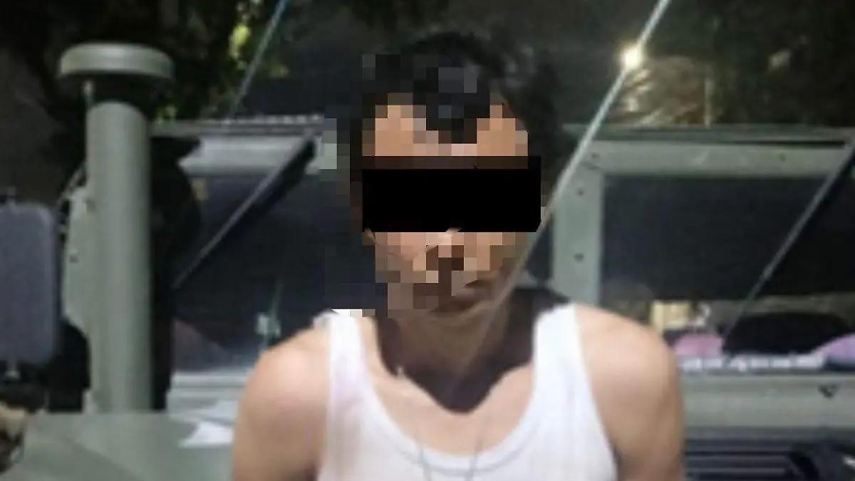 Detienen a hombre armado en colonia Adolfo López Mateos durante operativo en Culiacán