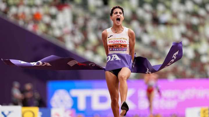 María Pérez también se corona en los 20 kilómetros marcha y es campeona del mundo por cuarta vez