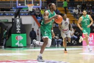 Abejas de León recibe a Fuerza Regia en el debut de Enrique Zúñiga