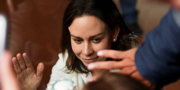 María Claudia publicó tierna imagen para celebrar la llegada de un nuevo miembro a su familia