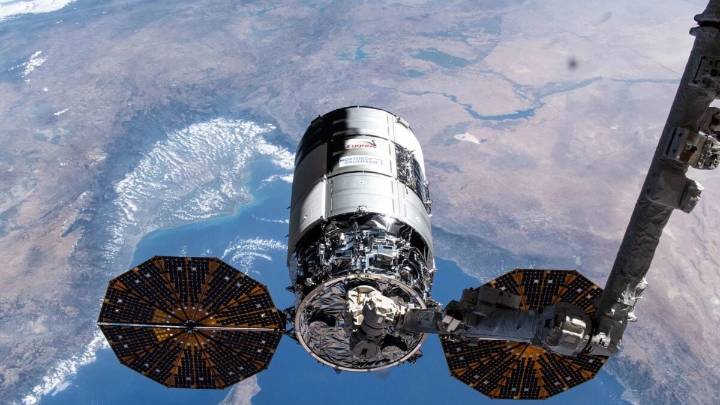 Biggest Cygnus Cargo Ship Delayed on Its Way to the ISS Due to Engine Shutdown