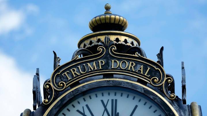 Trump says U.S. will host next year’s Group of 20 summit at his golf club in Florida