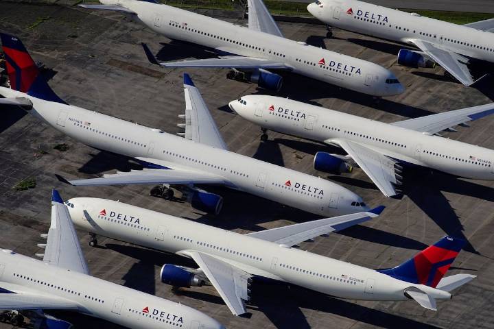 ¿Es legítimo cobrar más por un vuelo a quien va a un funeral que a quien viaja por placer? “Estamos ante una nueva frontera de abusos potenciales”