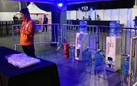 Diputados buscan que los recitales y eventos masivos, hidraten correctamente a los espectadores