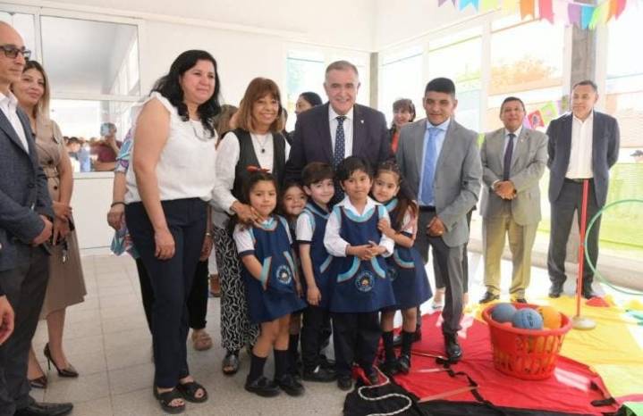 Osvaldo Jaldo inauguró un nuevo jardín de infantes en San Pablo