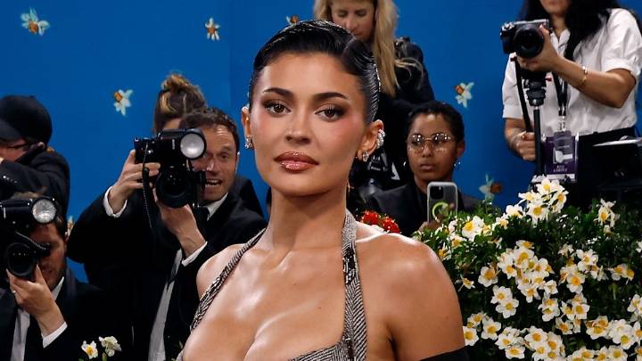 Kylie Jenner is a real life Barbie in hot pink latex bralet and matching skirt