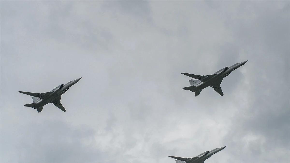 Tertulia: Aviones rusos en Estonia, situación en Gaza y el fallo en los dispositivos de control de maltratadores