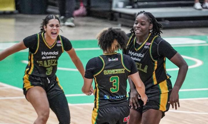Isabela vence a Juana Díaz y ocupa el primer puesto de la tabla del Baloncesto Superior Nacional Femenino