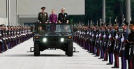 Mujeres de las Fuerzas Armadas enorgullecen a México: Sheinbaum en acto del Sistema Educativo Militar 2025