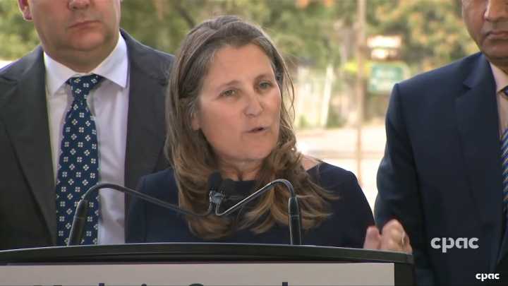Steel town summit: Feds ask transportation industry to use Canadian steel and aluminum