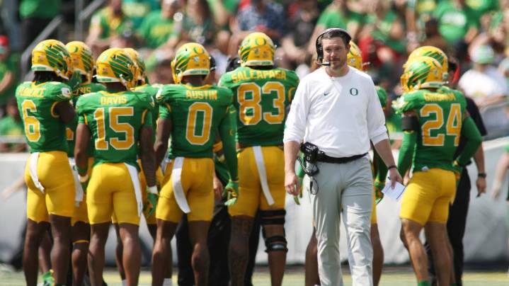 Dan Lanning says Ducks 'spend to win' following comments by Oklahoma State coach Mike Gundy